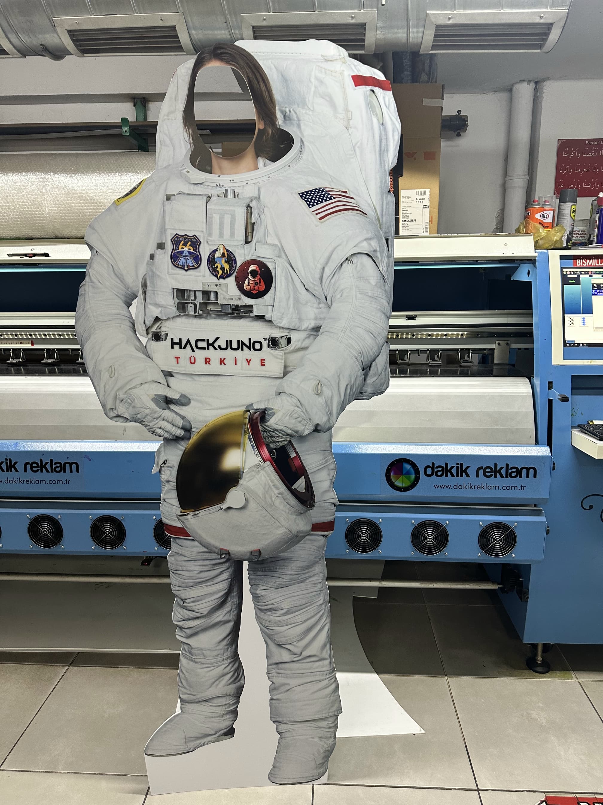 Astronot Nasa Maketi Tam Boy Ayaklı Plastik Maket